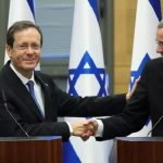 برلمان إسرائيل ينتخب الزعيم العمالي السابق إسحاق هرتسوغ رئيساً للبلاد