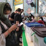 الإيرانيون يختارون رئيساً جديداً وسط توقعات بتسجيل نسبة مشاركة متدنية