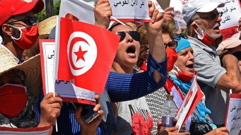 إحتجاجات أمام البرلمان التونسي