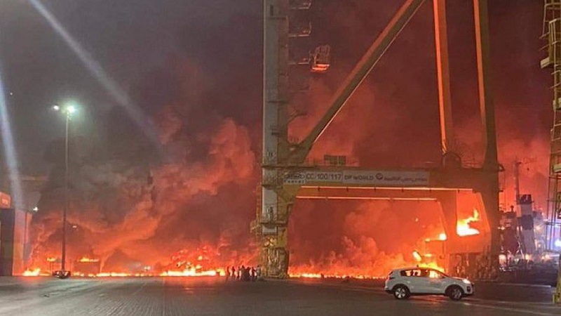 إنفجار في ميناء جبل علي النفطي في دبي
