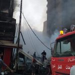 حريق هائل بأحد أكبر المعارض التجارية في مصر (فيديو)