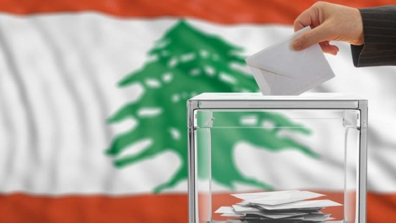 صندوق إقتراع لبناني