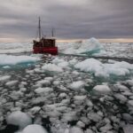ذوبان الجليد في غرينلاند يؤدي لارتفاع غير مسبوق بمنسوب البحار ويزيد من خطر الفيضانات