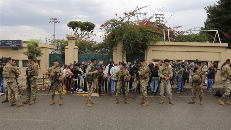 إحتجاجات أمام المحكمة العسكرية