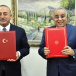 وزير الخارجية التركي يعرض الدعم ووساطة مع الخليج