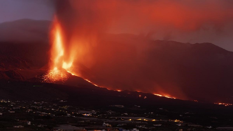 بركان كومبري فييخا في إسبانيا