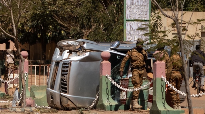جيش بوركينا فاسو أطاح بالرئيس واستولى على السطة