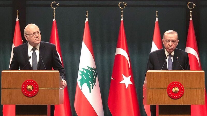 نجيب ميقاتي و رجب طيب إردوغان في تركيا