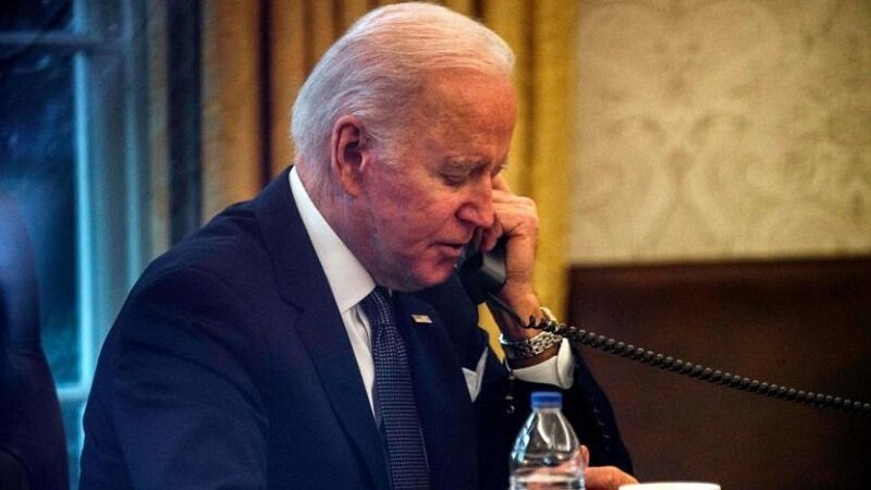 جو بايدن يتصل