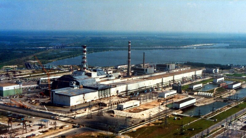 مفاعل تشيرنوبيل النووي في أوكرانيا