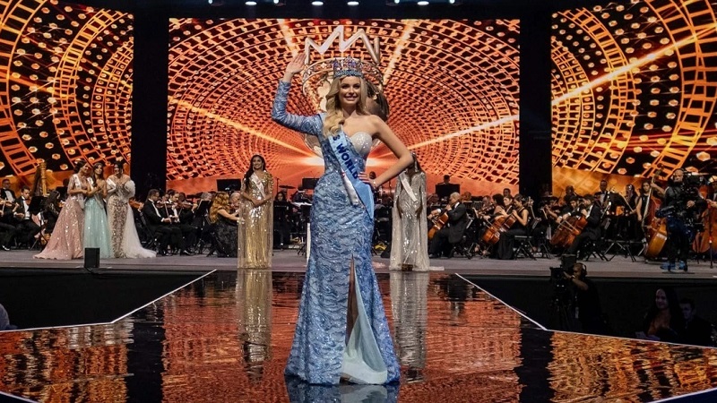 ملكة جمال العالم 2022 البولندية كارولينا بيلاوسكا