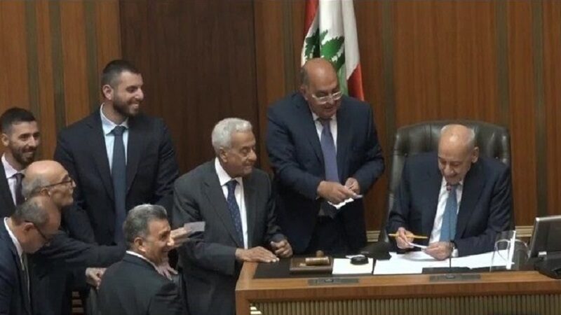 مجلس النواب - جلسة إنتخاب رئيس المجلس و نائبه و أميني السر