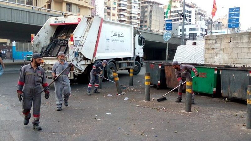 أمن الدولة تسهم بحل أزمة تكدس النفايات في الشوارع
