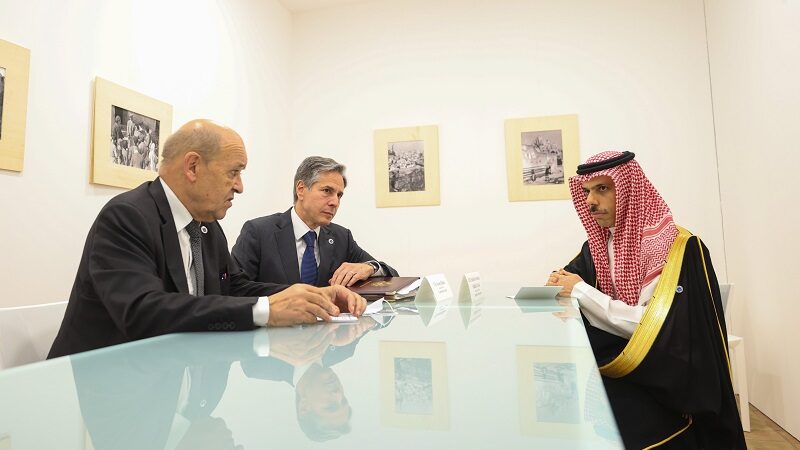 إجتماع فرنسي سعودي أميركي في باريس للبحث بالملف الرئاسي اللبناني
