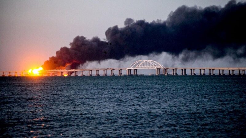 تفجير جسر القرم روسيا