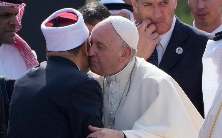 البابا فرنسيس و الشيخ أحمد الطيب
