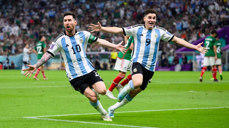 ميسي وفيرنانديز.. الأرجنتين - المكسيك / كأس العالم - مونديال قطر 2022 Fifa World Cup - Qatar 2022