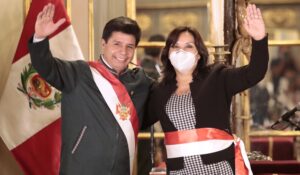 بيدرو كاستيلو و دينا بولوارتي - بيرو